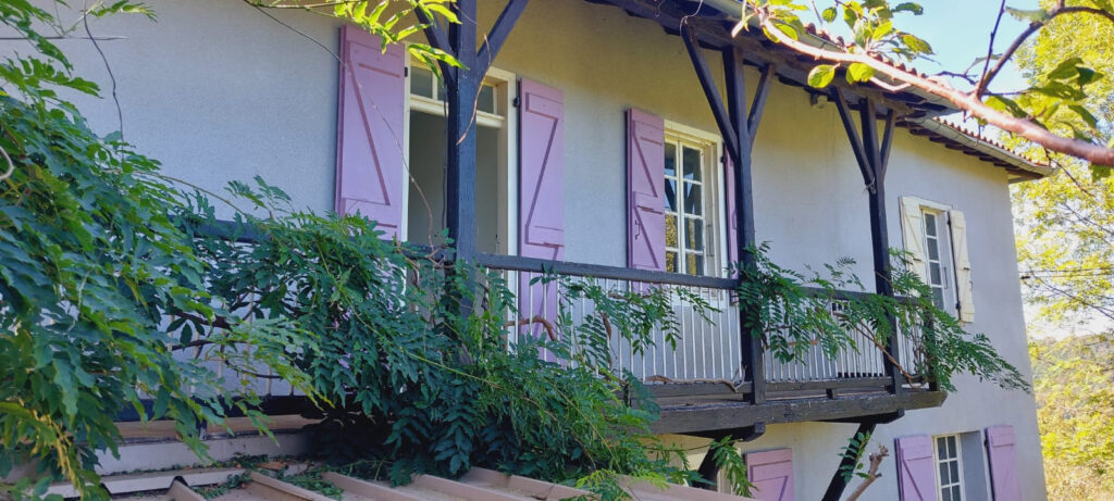 Propriété avec gîte – 9 pièces – 7 chambres – 256 m²