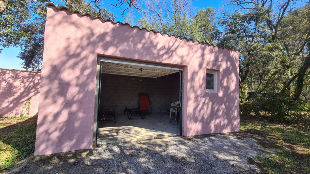 ‘L’OLIVERAIE’ Maison avec piscine  – 4 pièces – 3 chambres – 72.7 m²