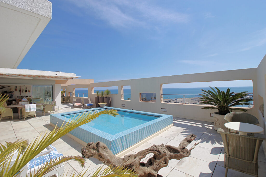 Penthouse 5 pièces 118m2 – Terrasse 219m2 – Vue panoramique  – 5 pièces – 3 chambres – 118.48 m²