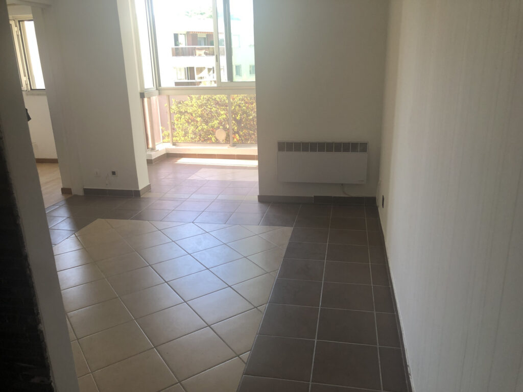 GOLFE JUAN RESIDENTIEL MAGNIFIQUE STUDIO CABINE – 2 pièces – 1 chambre – 36.97 m²