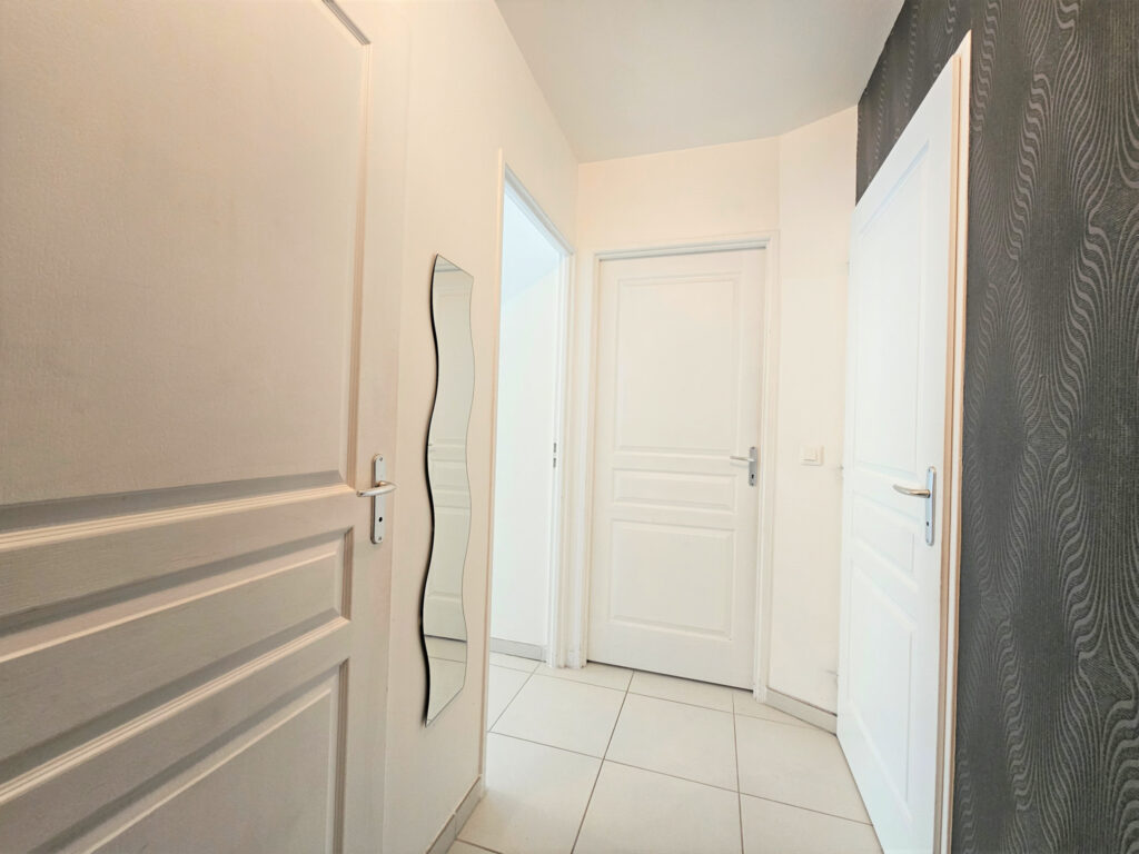 Attique avec vue dégagée T2 à Peron de 57m2 – 2 pièces – 1 chambre – 57 m²