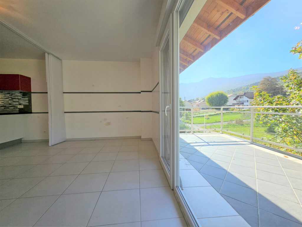 Attique avec vue dégagée T2 à Peron de 57m2 – 2 pièces – 1 chambre – 57 m²