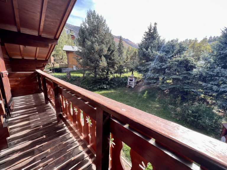 RARE AUX 2 ALPES  – 8 pièces – 5 chambres – 122.5 m²