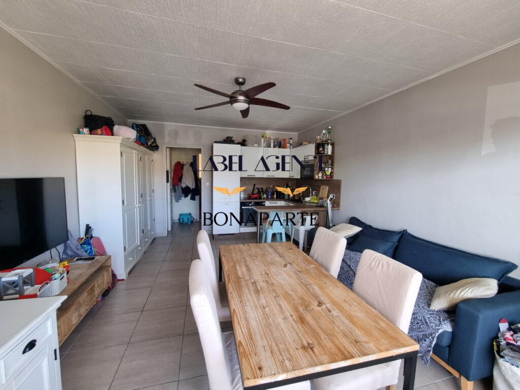 T2 Centre-ville Vue mer – 2 pièces – 1 chambre – 35 m²