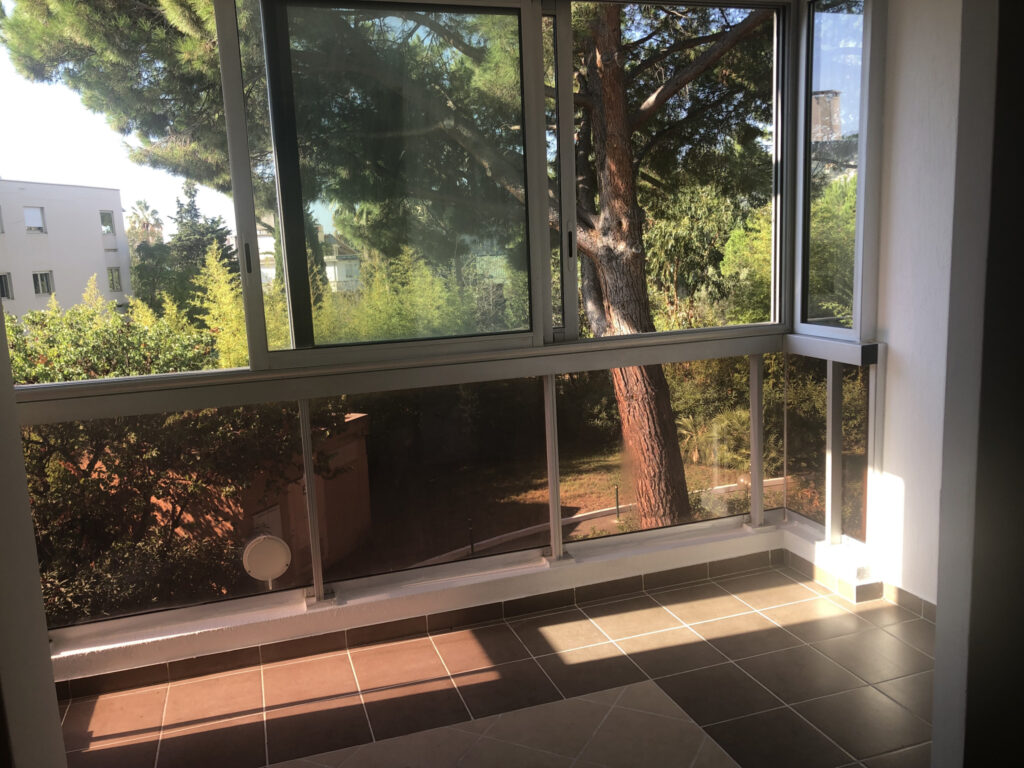 GOLFE JUAN RESIDENTIEL MAGNIFIQUE STUDIO CABINE – 2 pièces – 1 chambre – 36.97 m²