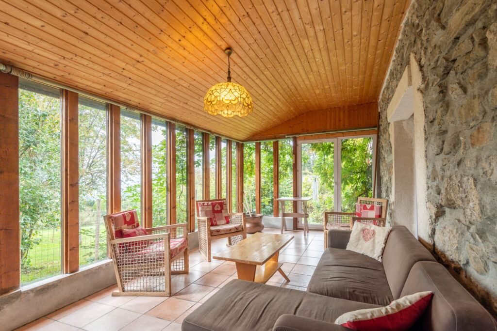 Demeure de charme du XVIIè avec duplex T4 – 16 pièces – 9 chambres – 344 m²