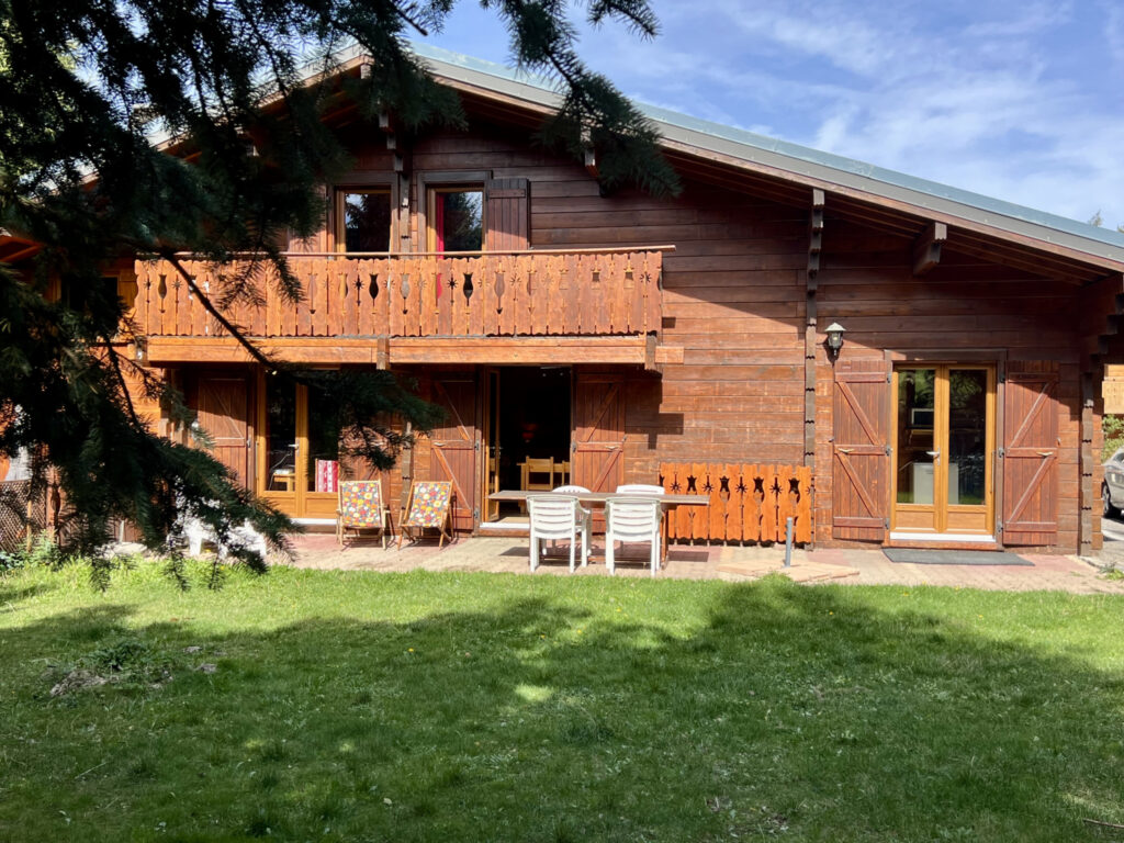 RARE AUX 2 ALPES  – 8 pièces – 5 chambres – 122.5 m²