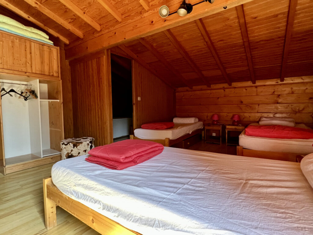 RARE AUX 2 ALPES  – 8 pièces – 5 chambres – 122.5 m²