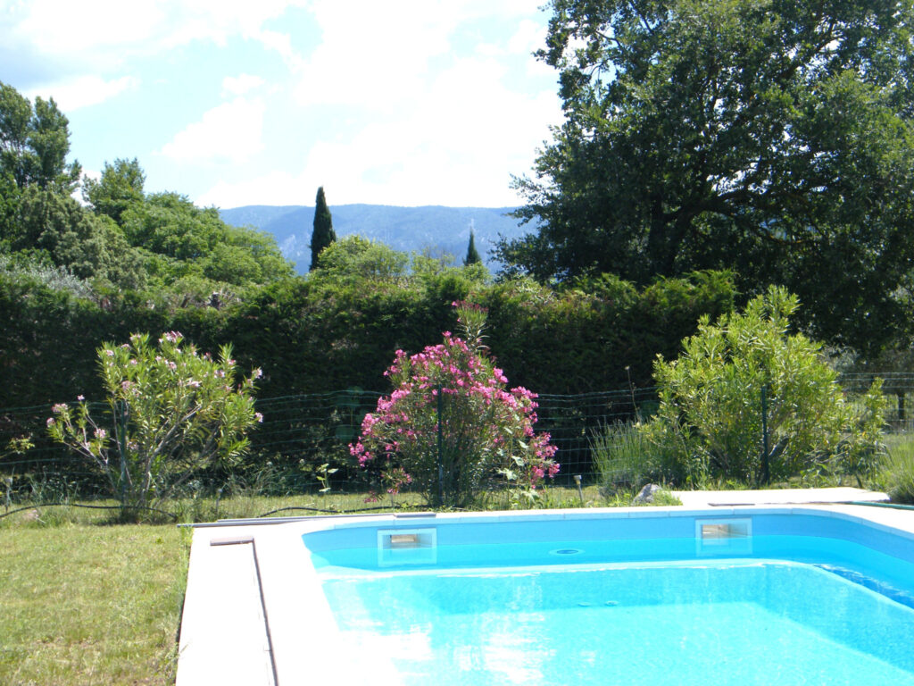 ‘L’OLIVERAIE’ Maison avec piscine  – 4 pièces – 3 chambres – 72.7 m²