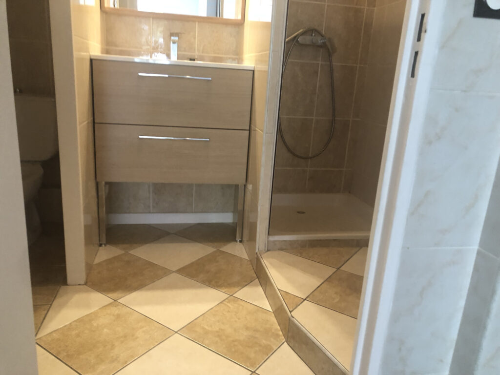 GOLFE JUAN RESIDENTIEL MAGNIFIQUE STUDIO CABINE – 2 pièces – 1 chambre – 36.97 m²