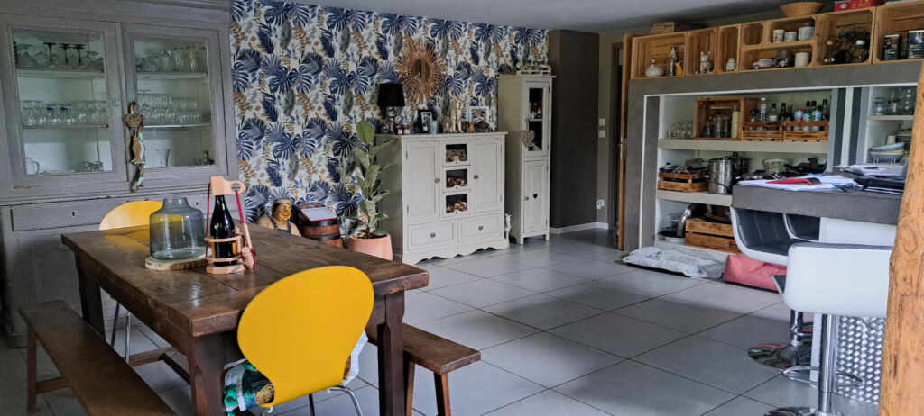 MAISON COUP DE COEUR AU BORD DE L EAU – 5 pièces – 3 chambres – 180 m²