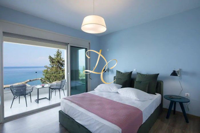 Villa Corfou – 6 pièces – 4 chambres – 200 m²