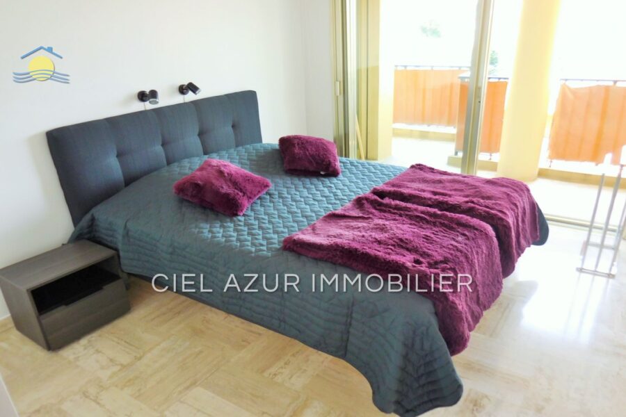 Appartement à louer à Juan-les-Pins