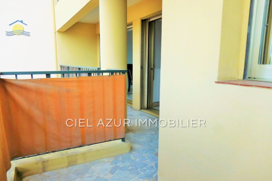 Appartement à louer à Juan-les-Pins
