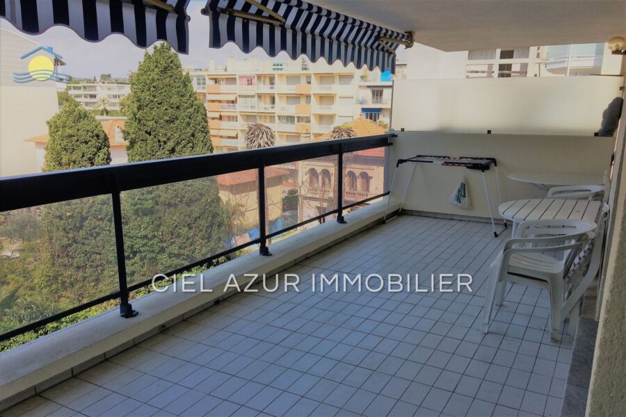 Appartement à louer à Juan-les-pins