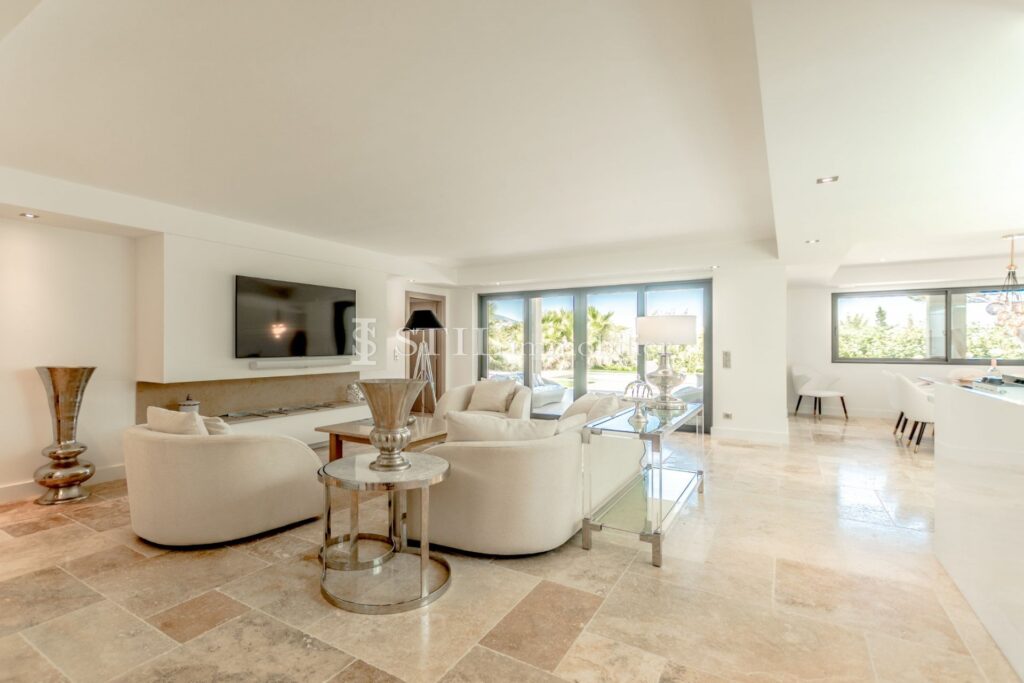 location villa 5 Pièce(s) – 5 pièces – 4 chambres – 175.00 m²