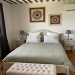 Magnifique bastide en c½ur de la campagne provençale – 7 pièces – 5 chambres – 300.00 m²