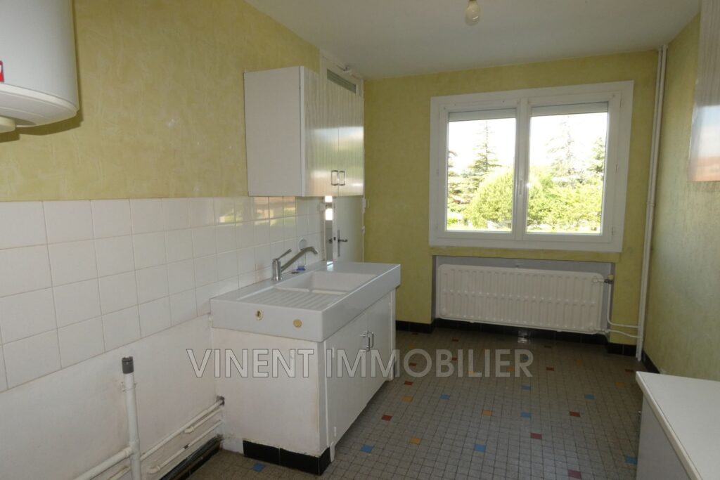 location appartement 3 Pièce(s) – 3 pièces – 2 chambres – 55.00 m²