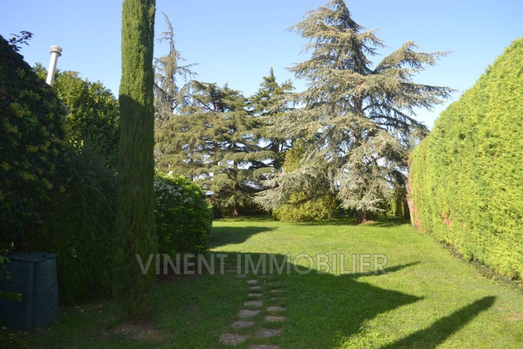 vente maison en pierre 14 Pièce(s) – 14 pièces – 6 chambres – 362.00 m²