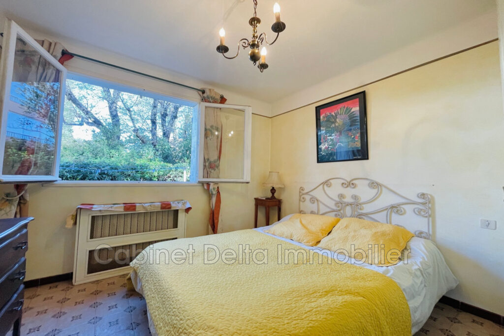 Appartement avec très grande terrasse proche centre ville – 2 pièces – NR chambres – 44.45 m²