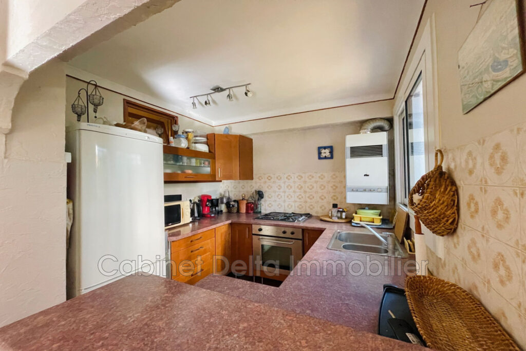 Appartement avec très grande terrasse proche centre ville – 2 pièces – NR chambres – 44.45 m²