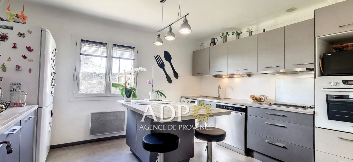vente appartement 4 Pièce(s) – 4 pièces – 3 chambres – 98.00 m²