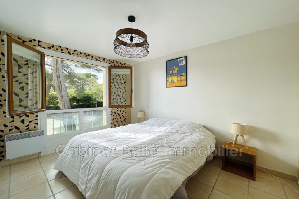 LOCATION SAISONNIERE – 3 pièces – 2 chambres – 70.00 m²