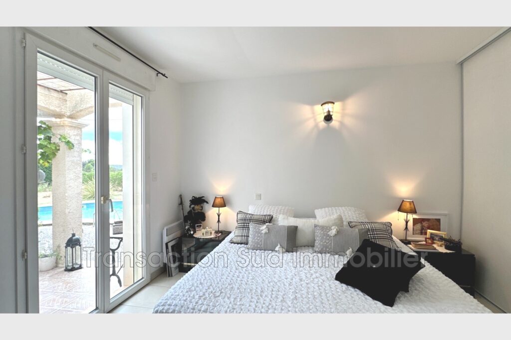 vente maison 7 Pièce(s) – 7 pièces – 3 chambres – 129.00 m²