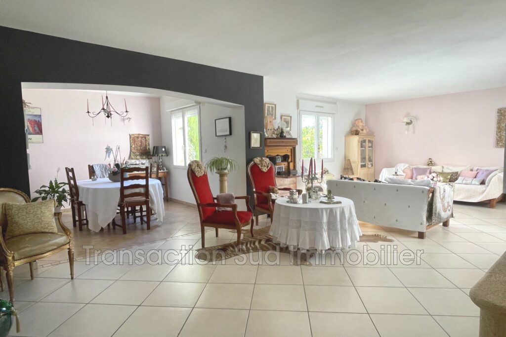 vente maison 7 Pièce(s) – 7 pièces – 3 chambres – 129.00 m²