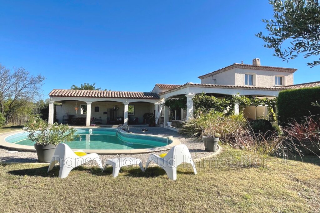 vente maison 7 Pièce(s) – 7 pièces – 3 chambres – 129.00 m²