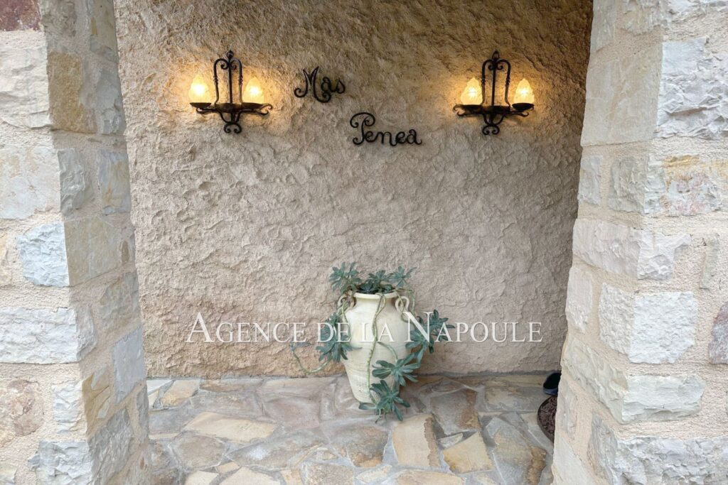 vente maison de caractère 6 Pièce(s) – 6 pièces – 5 chambres – 210.00 m²