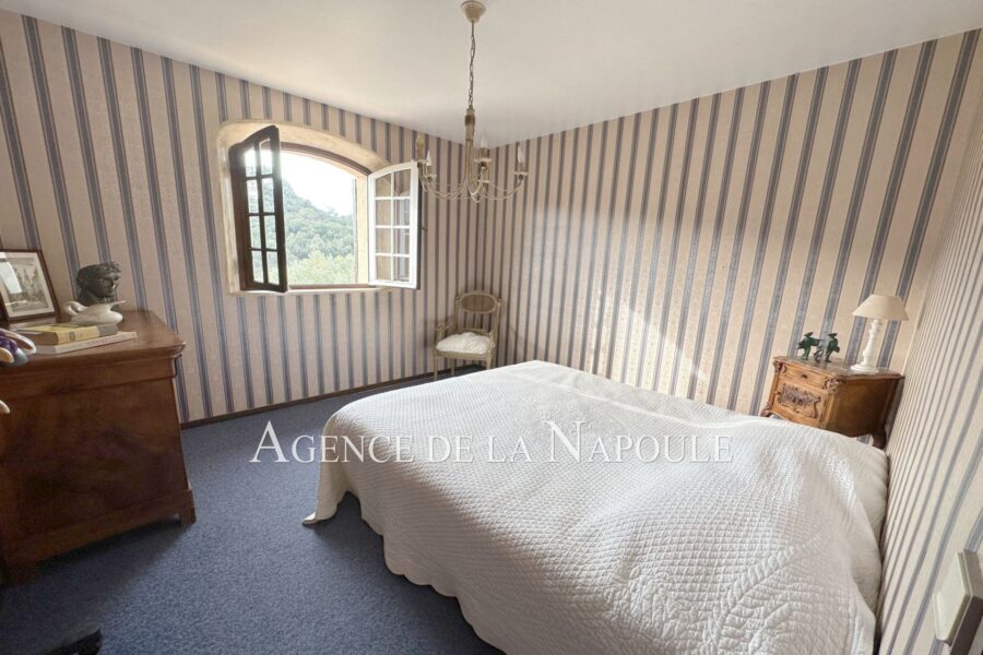 Maison à vendre à Mandelieu-la-napoule