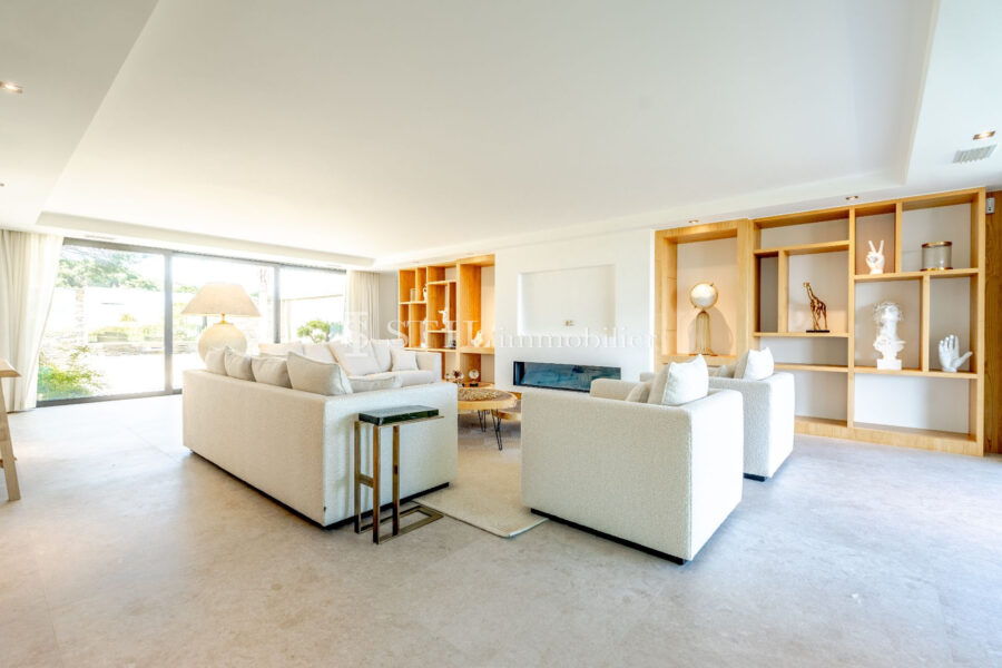 Maison à vendre à Sainte-maxime