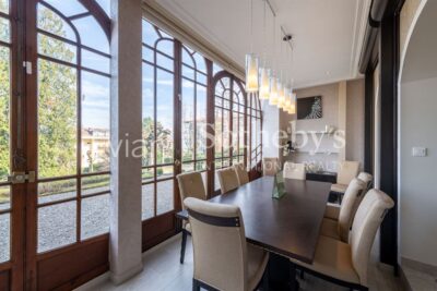 Vente APPARTEMENT DE PRESTIGE DANS RÉSIDENCE HISTORIQUE FACE AU LÉMAN – 6 pièces – 4 chambres – 230 m²