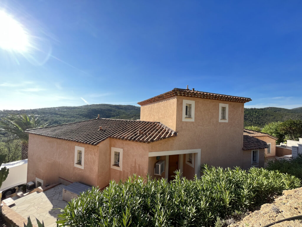 Villa F4 vue mer et collines – 4 pièces – 3 chambres – 145 m²