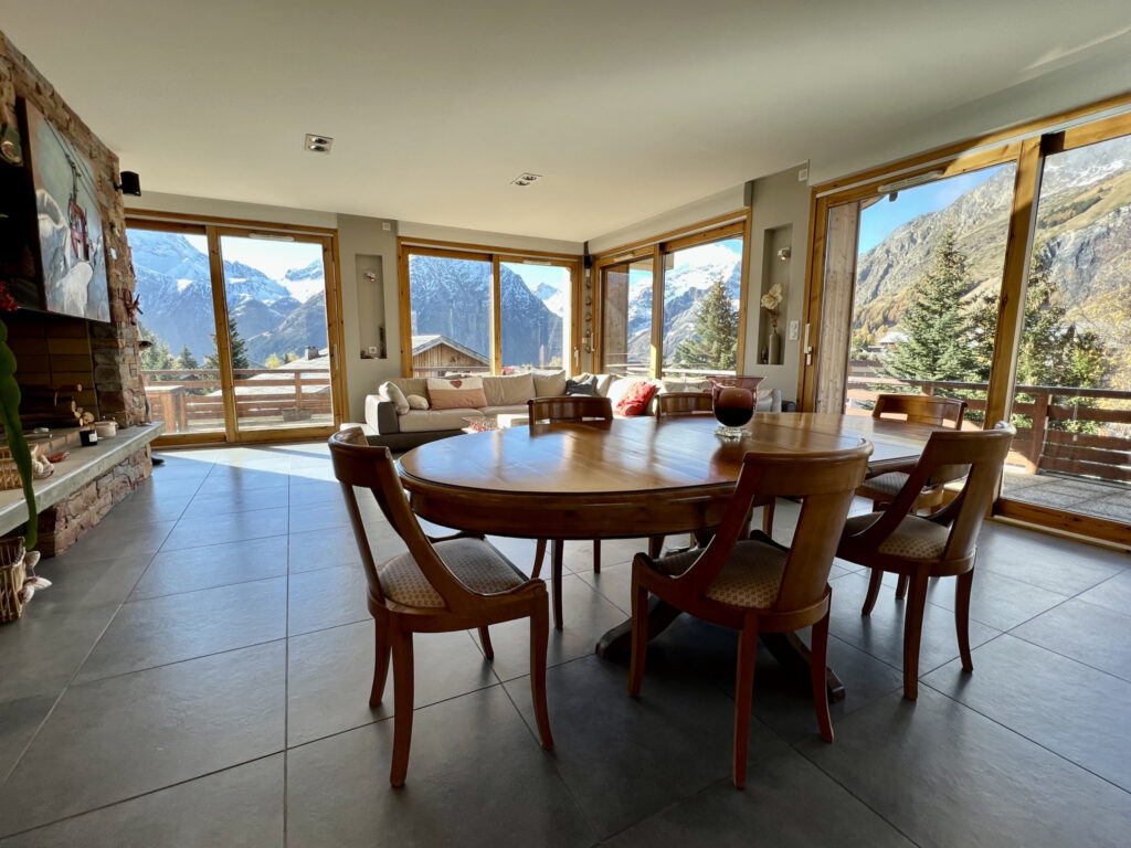 BIEN D&rsquo;EXCEPTION ! – 6 pièces – 4 chambres – 150.8 m²