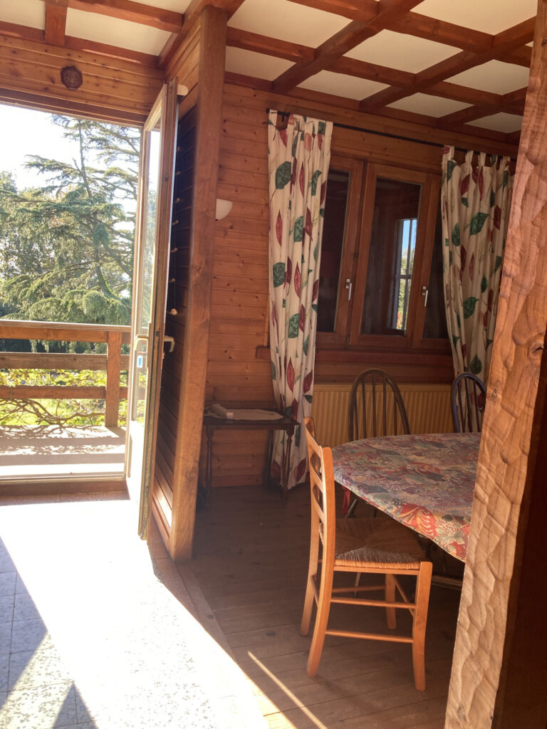 CHALET  – 10 pièces – 6 chambres – 156 m²
