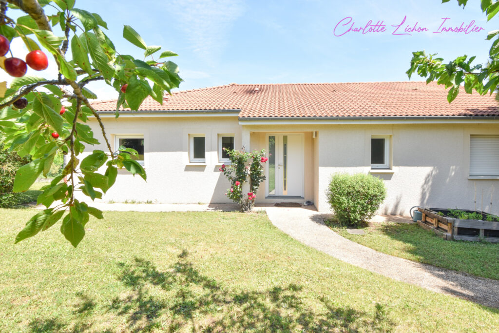 Maison 5 chambres – piscine – double garage  – 7 pièces – 5 chambres – 159 m²