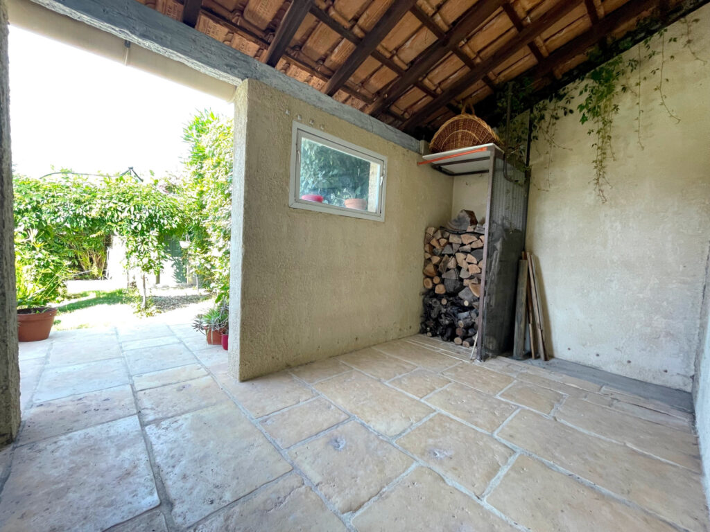 MAISON PLAIN PIED 3 CHAMBRES JARDIN PISCINE – 4 pièces – 3 chambres – 113 m²