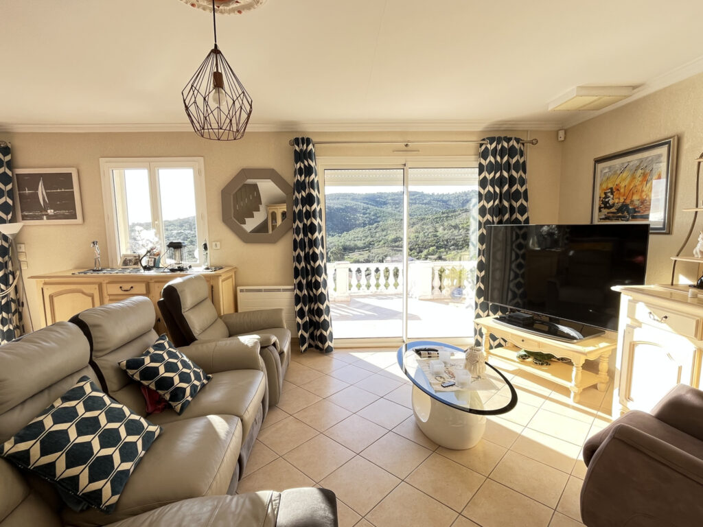 Villa F4 vue mer et collines – 4 pièces – 3 chambres – 145 m²