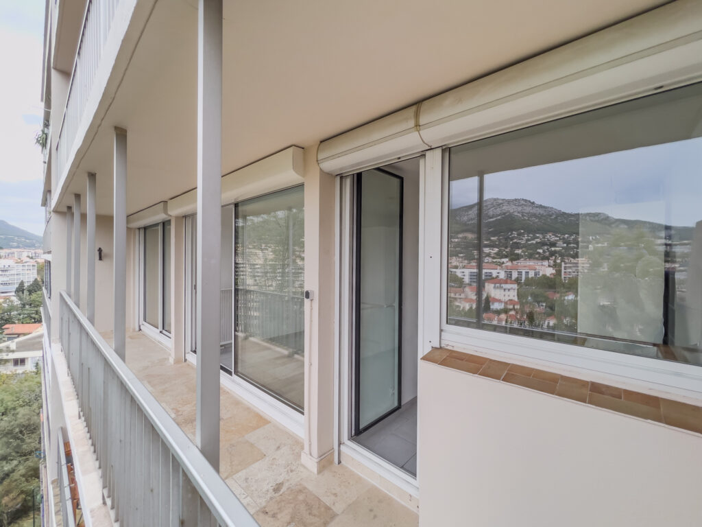 Appartement 4 pièces de 79,69m2 + parking + cave – 4 pièces – 3 chambres – 79 m²