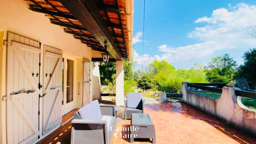 Maison sur Fuveau  avec dépendance + garage au calme absolu  – 4 pièces – 3 chambres – 128 m²