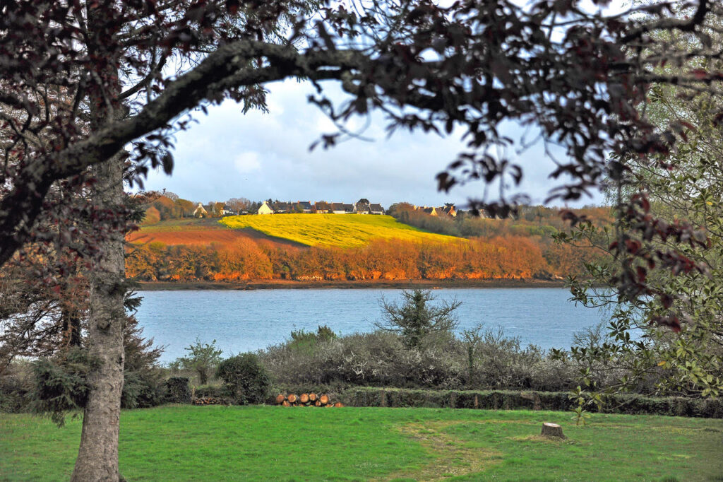 Très belle maison vue mer sur Logonna Daoulas  – 8 pièces – 5 chambres – 170 m²