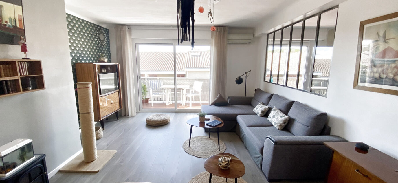 Appartement T3 avec terrasse et parking – 3 pièces – 2 chambres – 74 m²