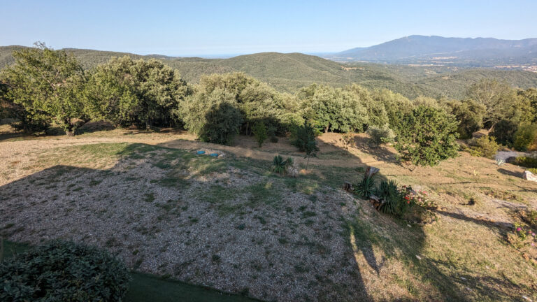 VILLA  DE PRESTIGE AVEC VUE EXCEPTIONNELLE – 9 pièces – 5 chambres – 250 m²