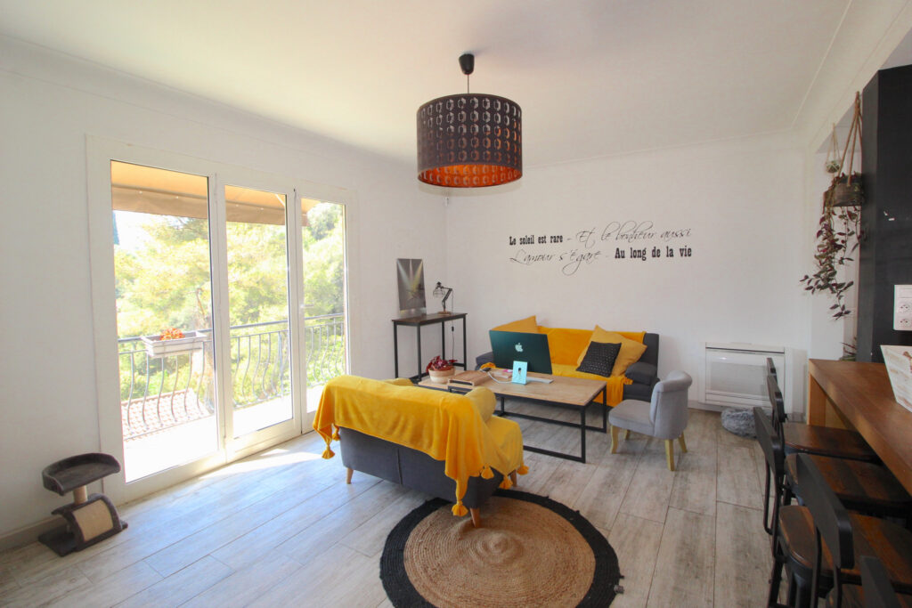 Villa sur les hauteurs de Menton – 5 pièces – 4 chambres – 126 m²