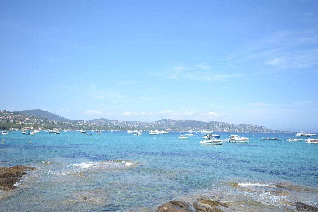 Villa d’architecte  vue mer panoramique -pieds dans l’eau  – 8 pièces – 4 chambres – 150 m²