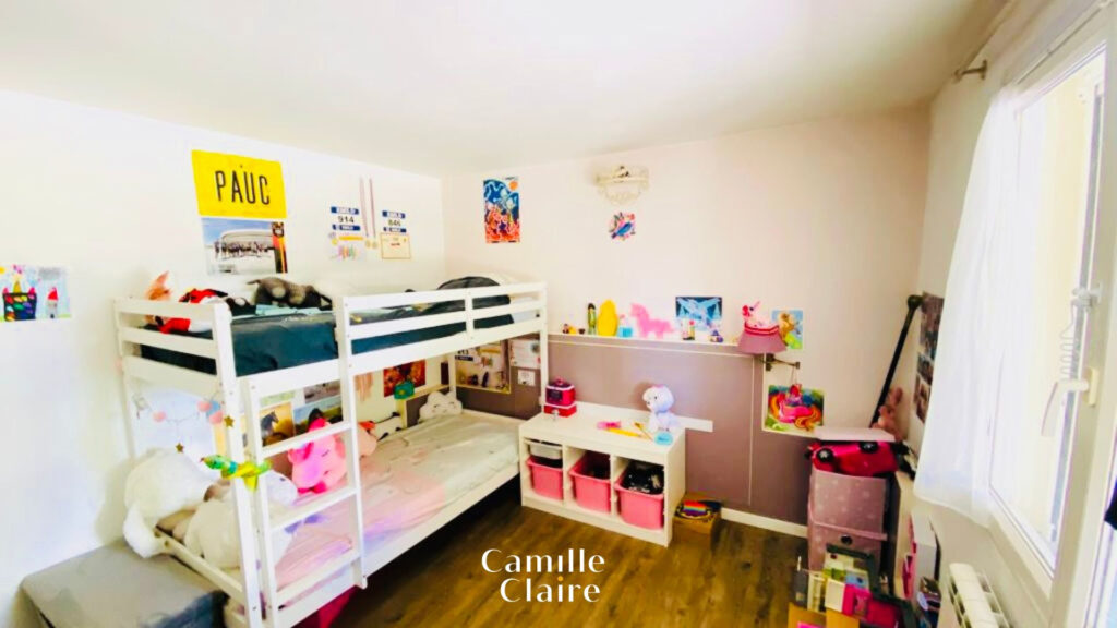 Maison sur Fuveau  avec dépendance + garage au calme absolu  – 4 pièces – 3 chambres – 128 m²