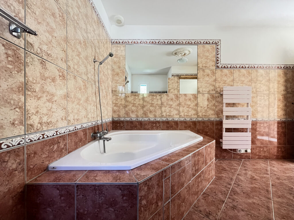 Villa F4 vue mer et collines – 4 pièces – 3 chambres – 145 m²