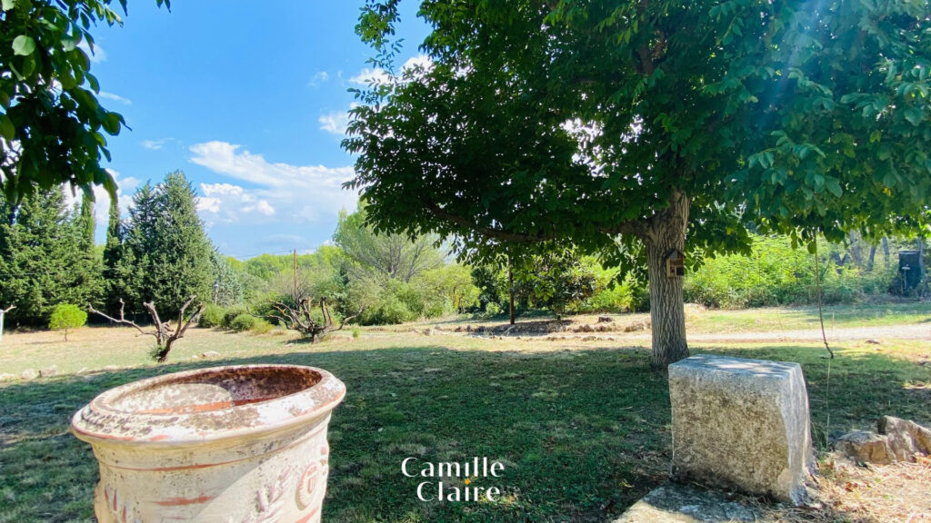 Maison sur Fuveau  avec dépendance + garage au calme absolu  – 4 pièces – 3 chambres – 128 m²